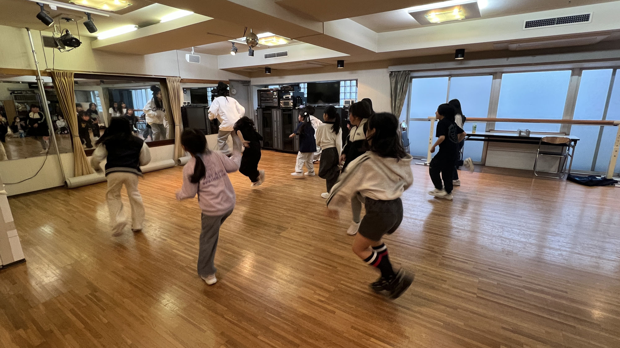 ダンス未経験でも大丈夫？グーゴルズダンスクラブに通う子のほとんどが初心者です！