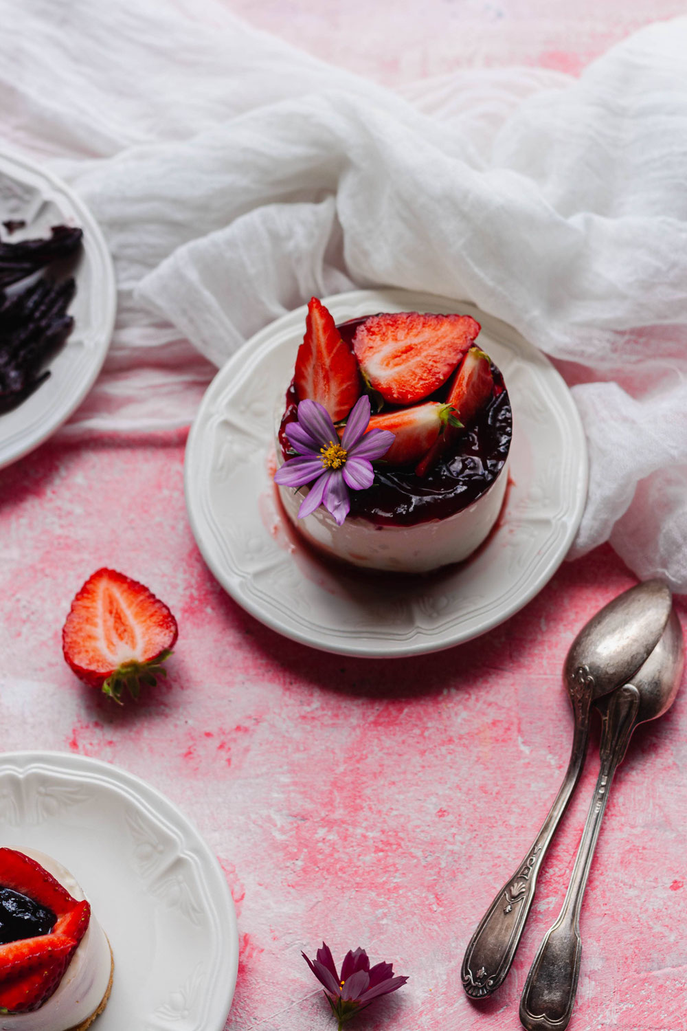 Cheesecakes coco, fraise, hibiscus