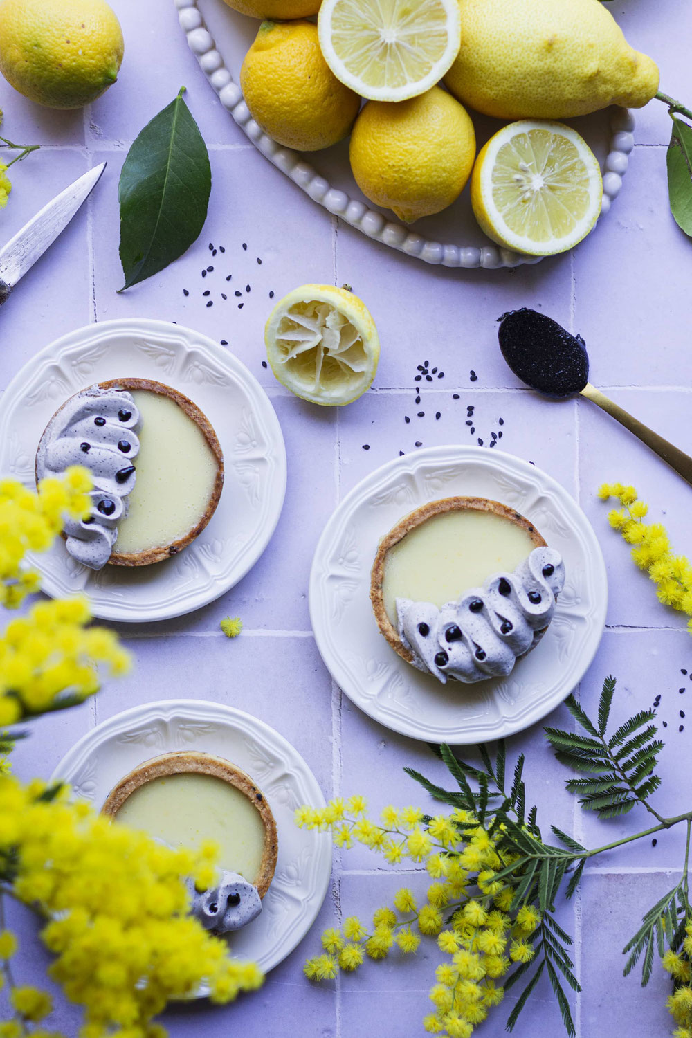 Tartelettes végétales citron, yuzu, sésame noir