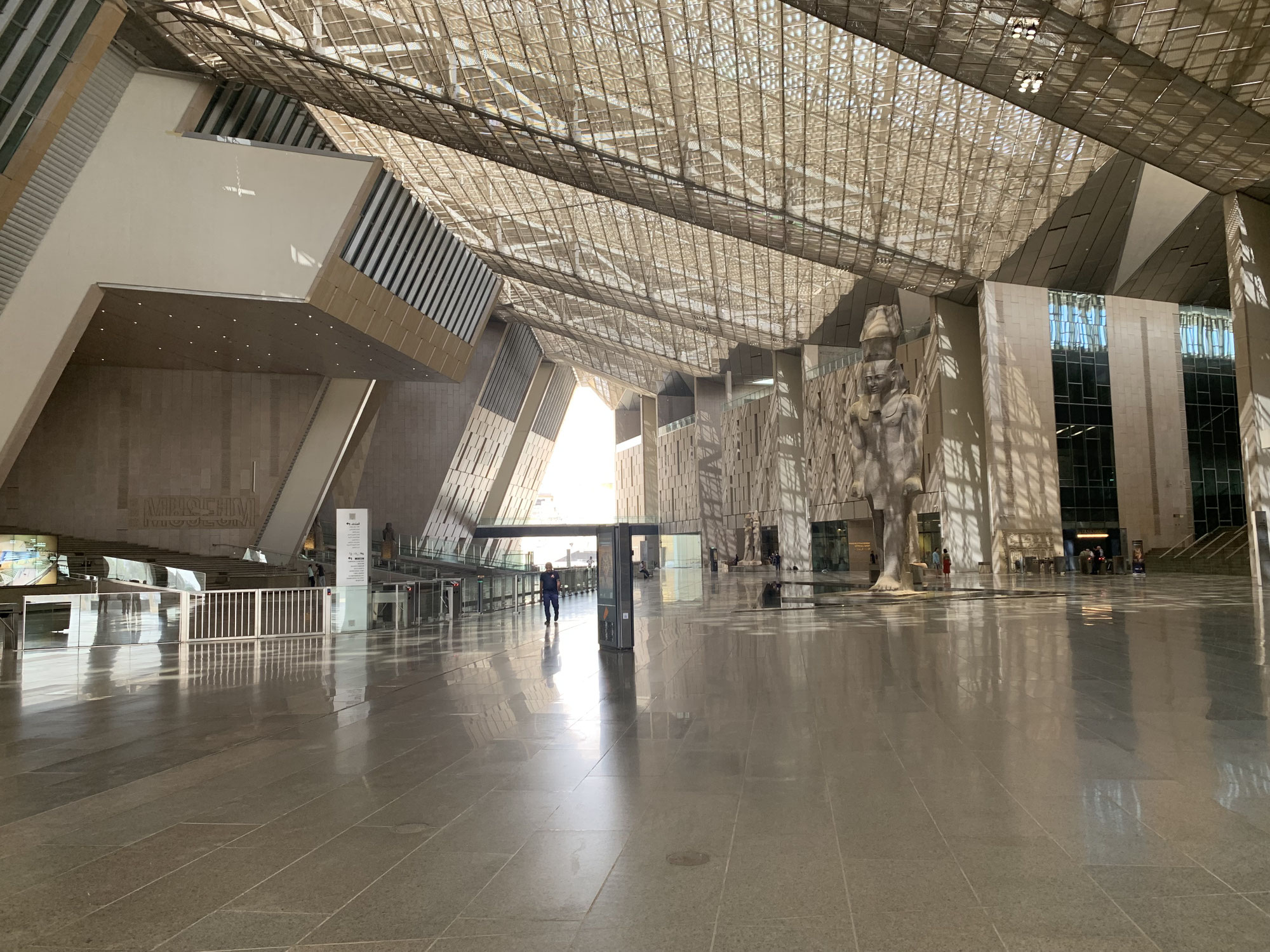 Besuch des neuen Grand Museum in Kairo