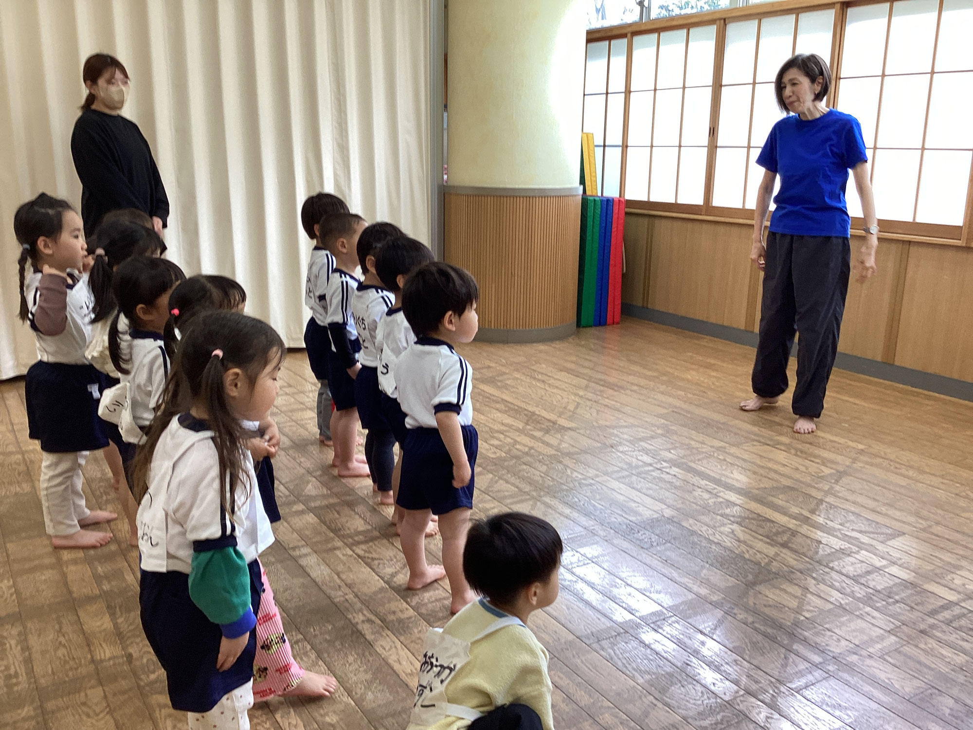 はじめてのリトミック指導(もも組)