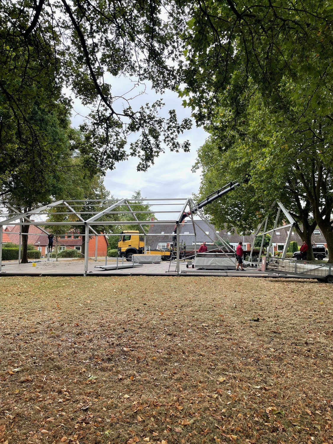 Das "Erntefest 2025" wird aufgebaut