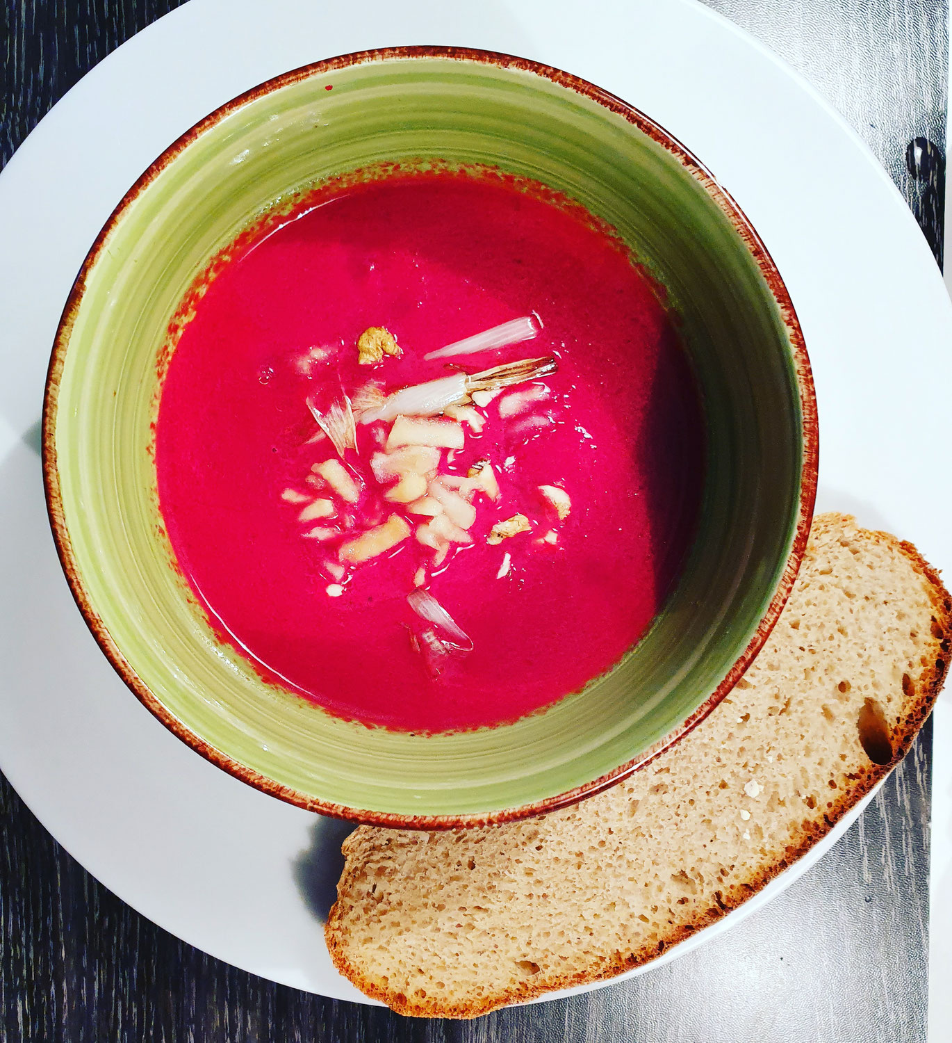 Rote Beete Cremesuppe
