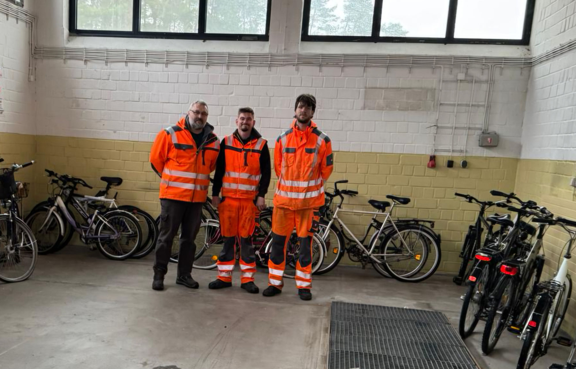 Gemeinde Sassenburg unterstützt Fahrradwerkstatt Lessien mit Fund-Fahrrädern