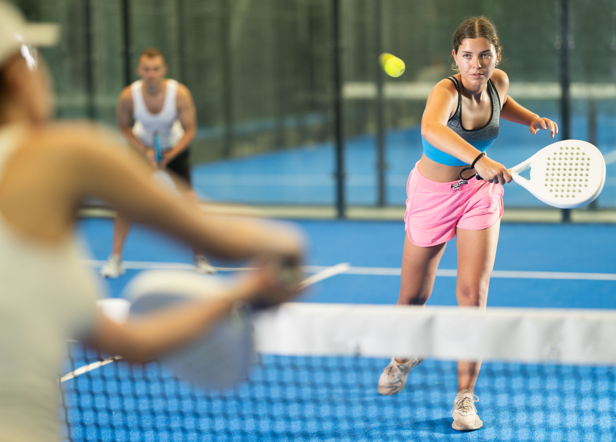 Padel kommt – Wir bauen den ersten Court im Umkreis!