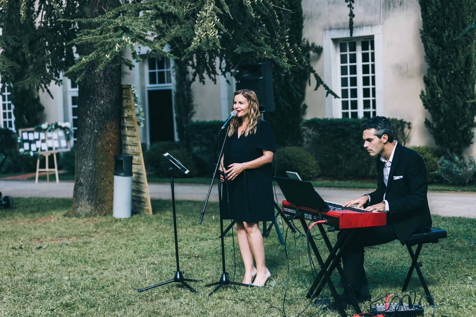 Pourquoi engager un groupe de musique pour un cocktail de mariage ?