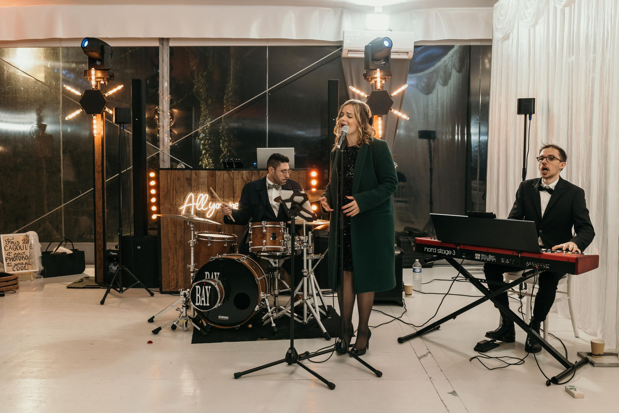 3 raisons d'engager un groupe de musique pour un mariage de Noël