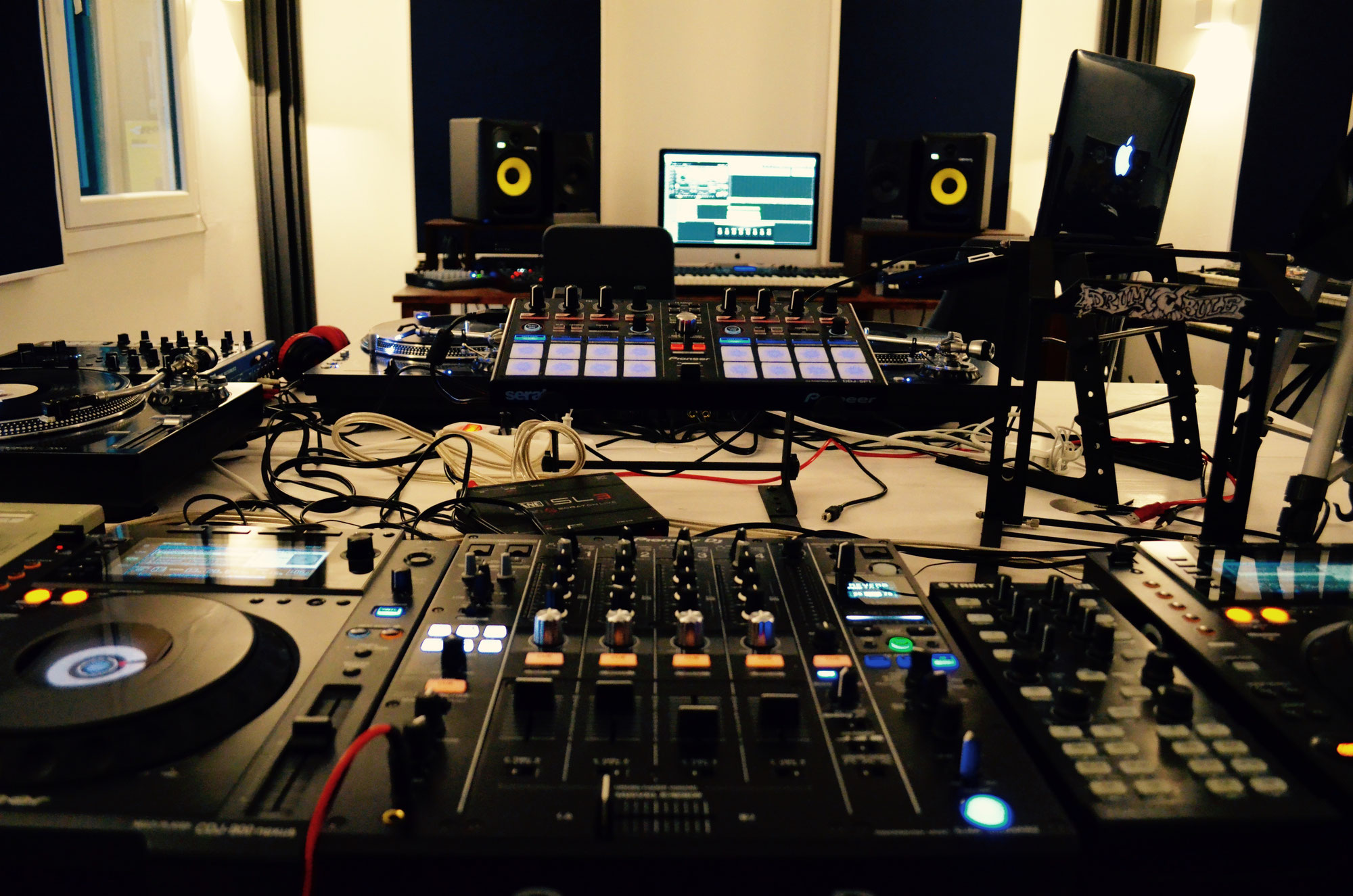 Mixing - Boomworx Academy - die DJ Schule in Hamburg