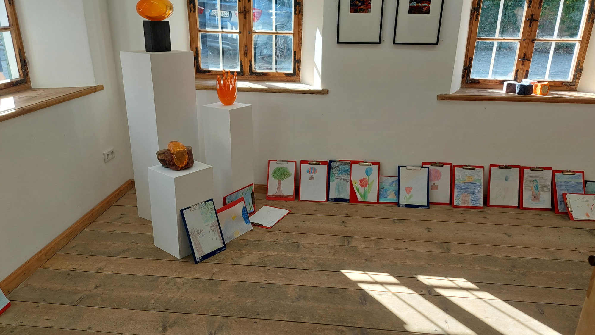 Besuch der Ausstellung Gmundart im Jagerhaus