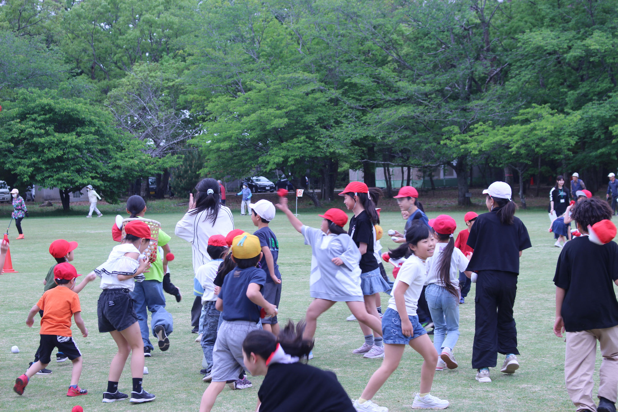全校遠足・１年生を迎える会