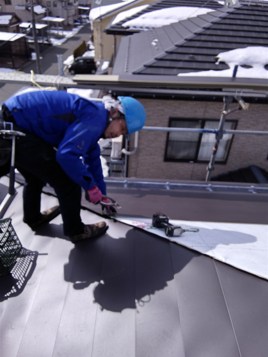 新潟市 屋根工事 天井から雨だれ 雨漏りしない屋根