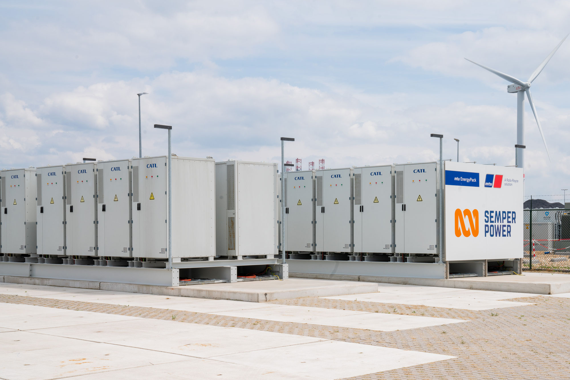 SemperPower - Innovatieve Oplossingen voor Energieopslag en Flexibiliteit -