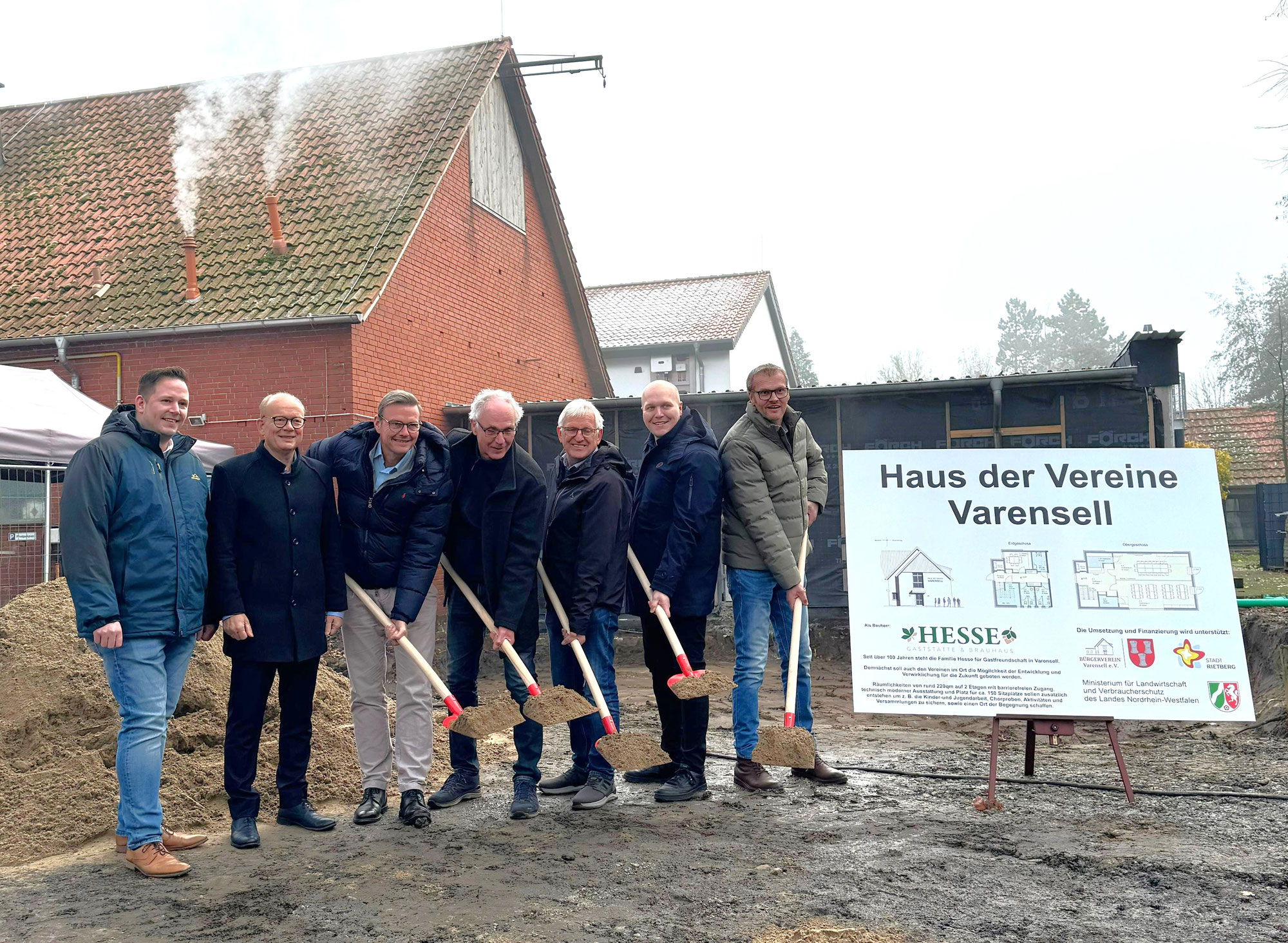 Erster Spatenstich für das „Haus der Vereine“ in Varensell