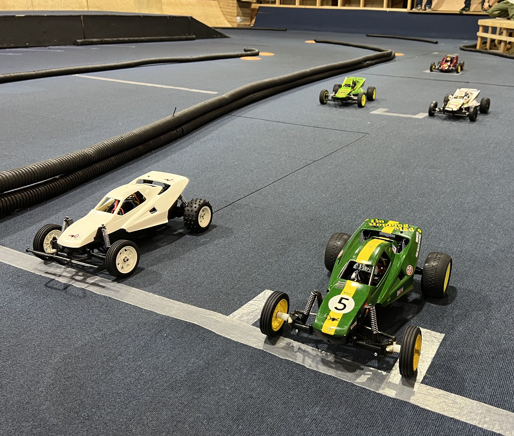 タミヤ グラスホッパー＆DT02 DT03 ワンメイクレース　-山梨のラジコンショップ カルノーサRCパーク-