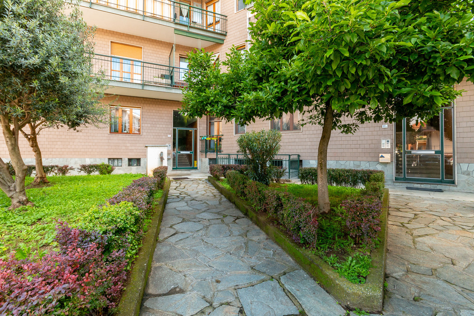 Trilocale, Via Velasco, Druento