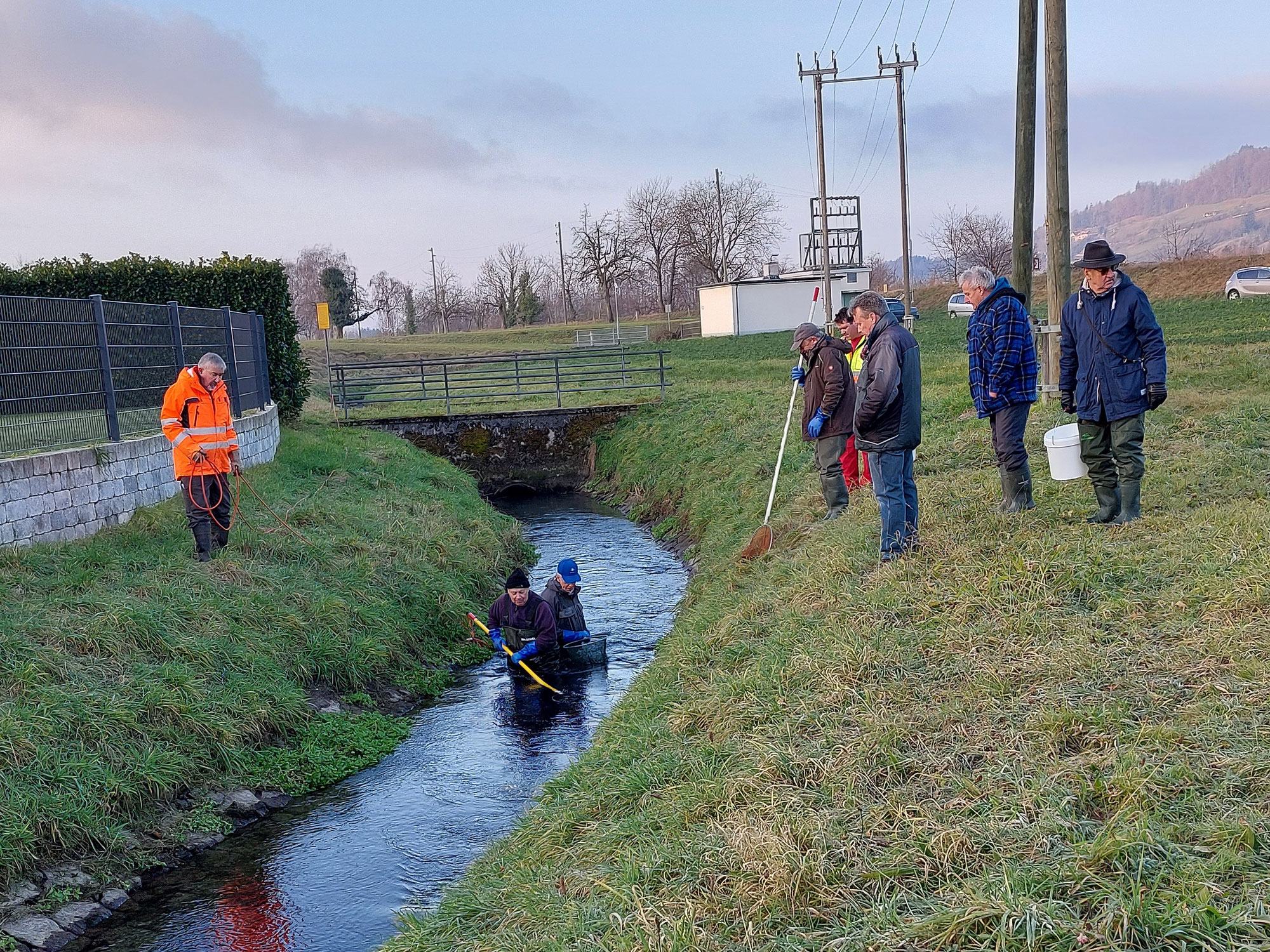 Abfischen Hinterwasserkanal Full Dezember 2021