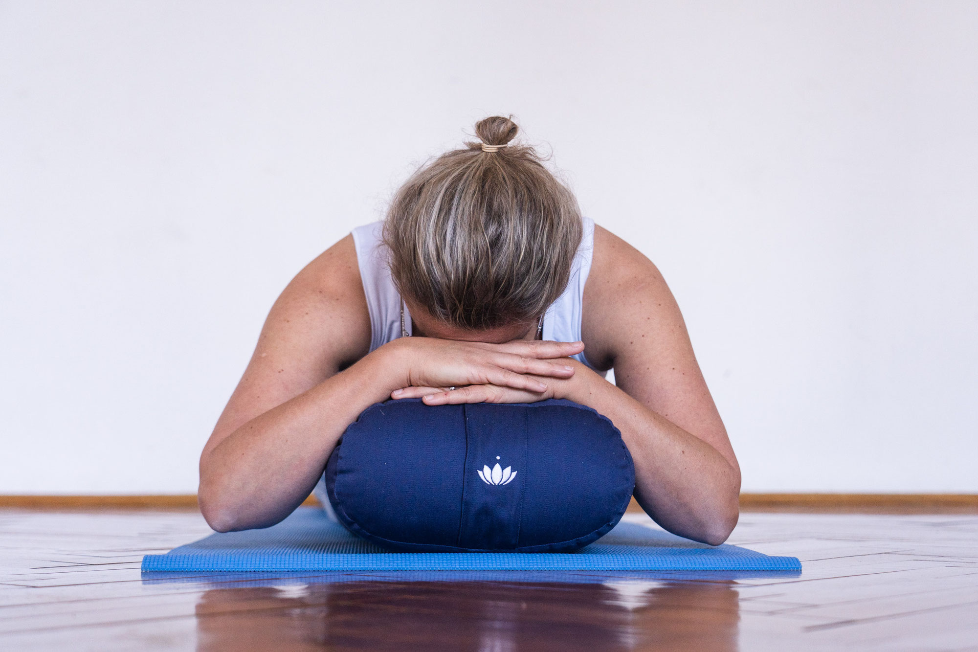 YIN YOGA