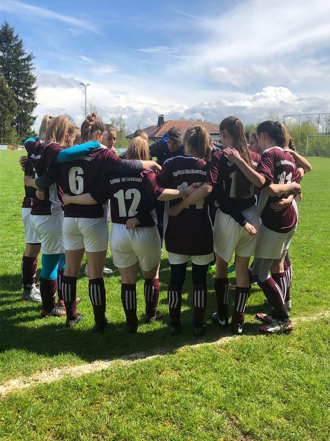 Sieg bei bestem Fußballwetter