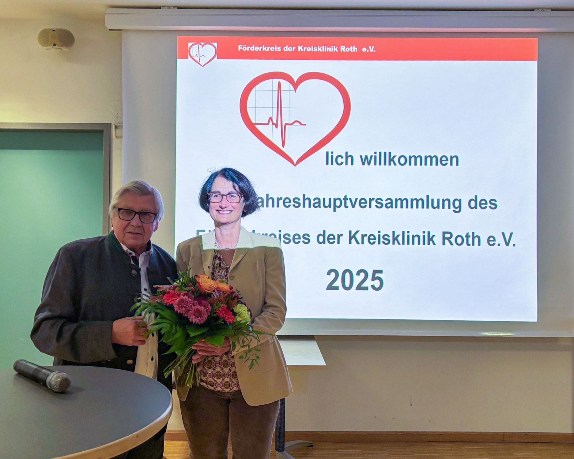 Der Förderkreis informierte seine Mitglieder: Mit gezielter Therapie zurück ins Leben