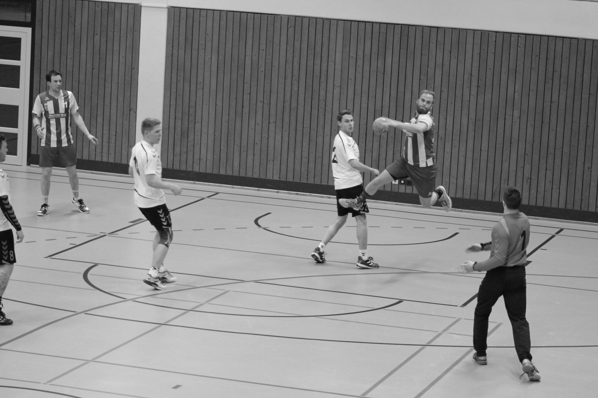 1. Damen groenauhandballs seite!
