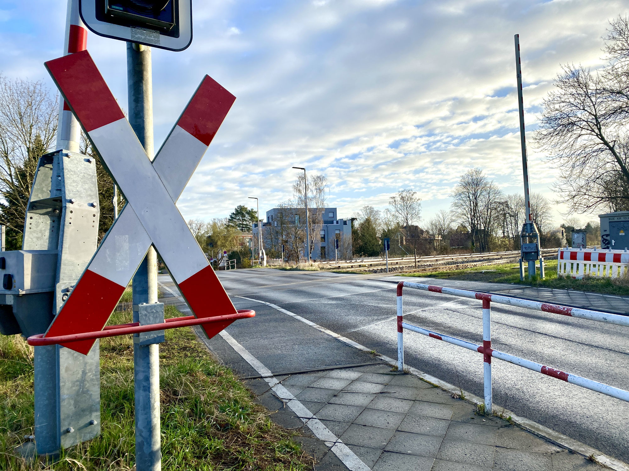 Bahnübergang in der Lemkestraße für zehn Tage gesperrt