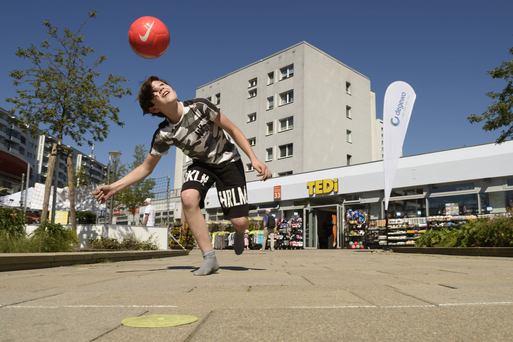 Fußballolympiade am 30. Juni auf dem Barnimplatz