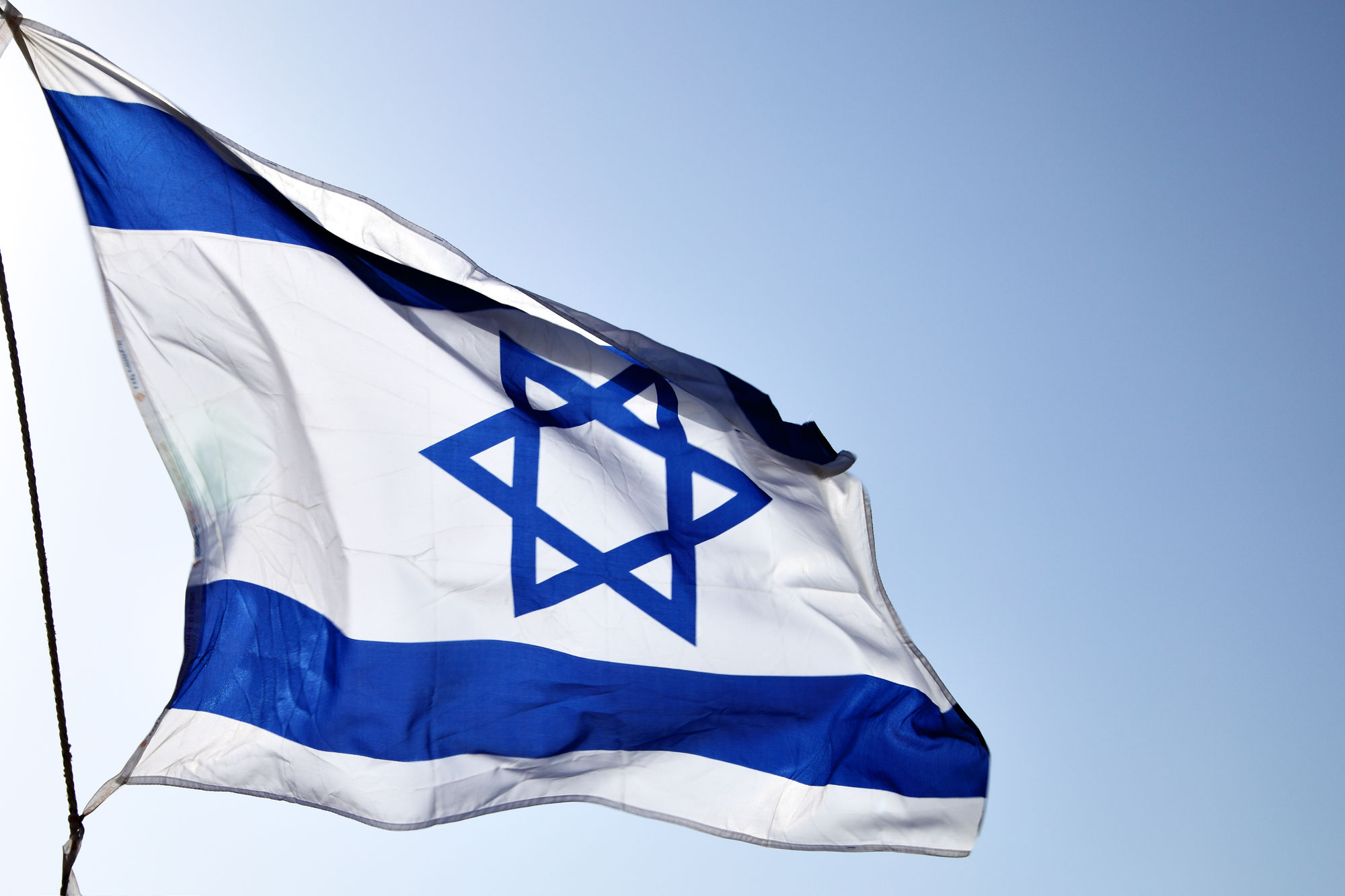 Israel-Flagge auch in Marzahn-Hellersdorf geschändet