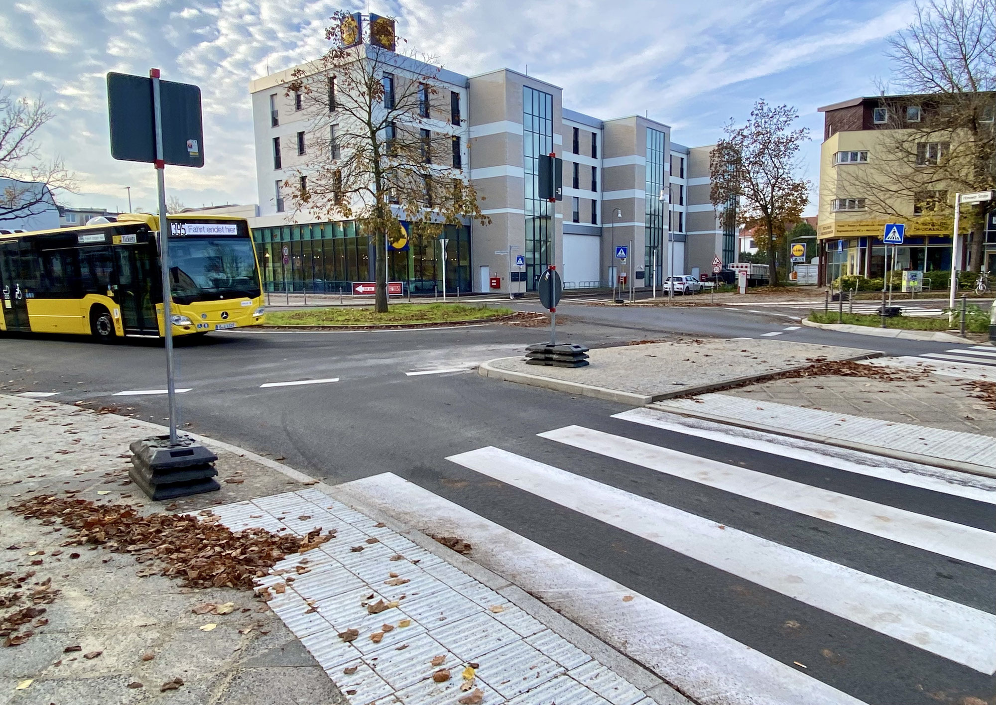 Mahlsdorfer Kreisel wieder frei befahrbar