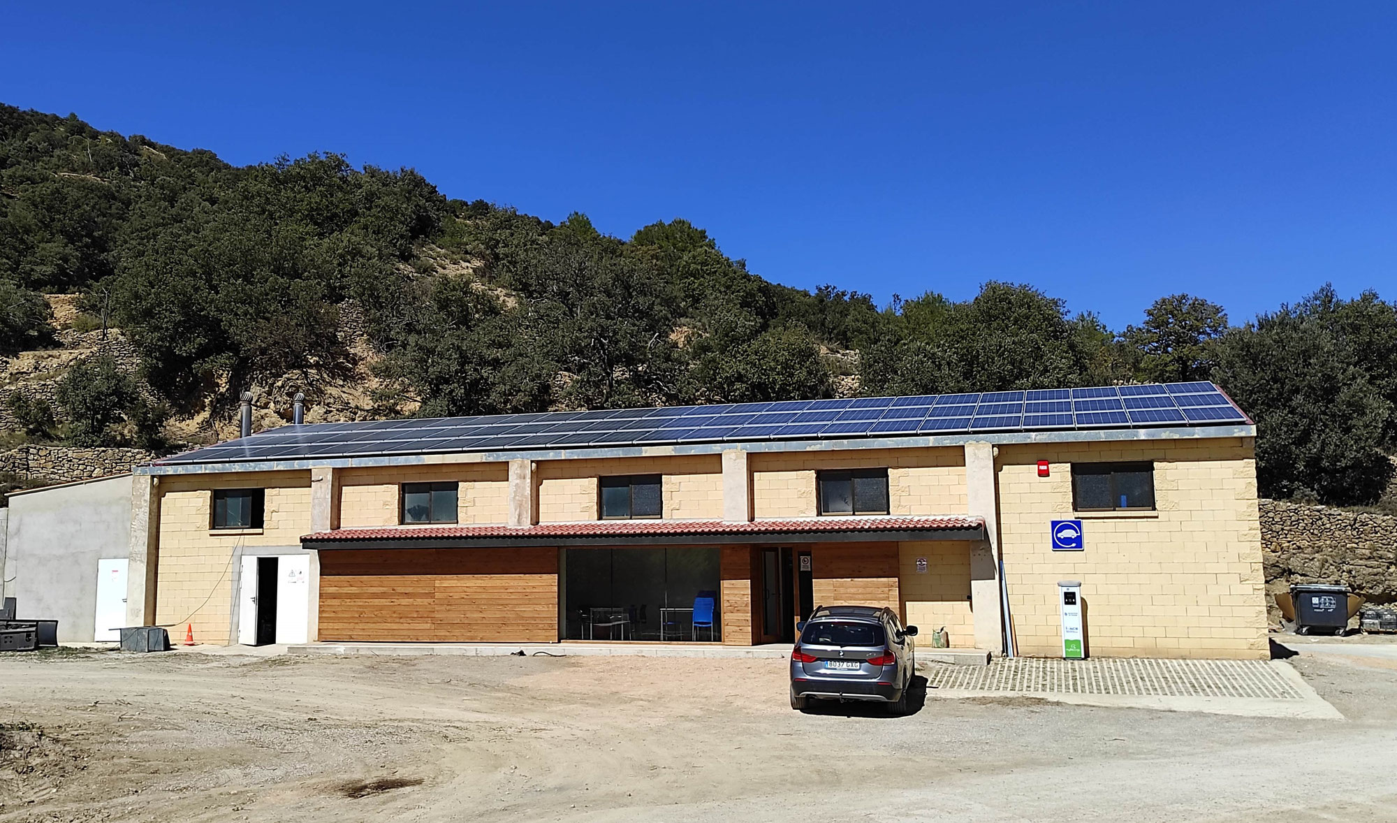 Instalación de autoconsumo fotovoltaico para red de calor en Todolella