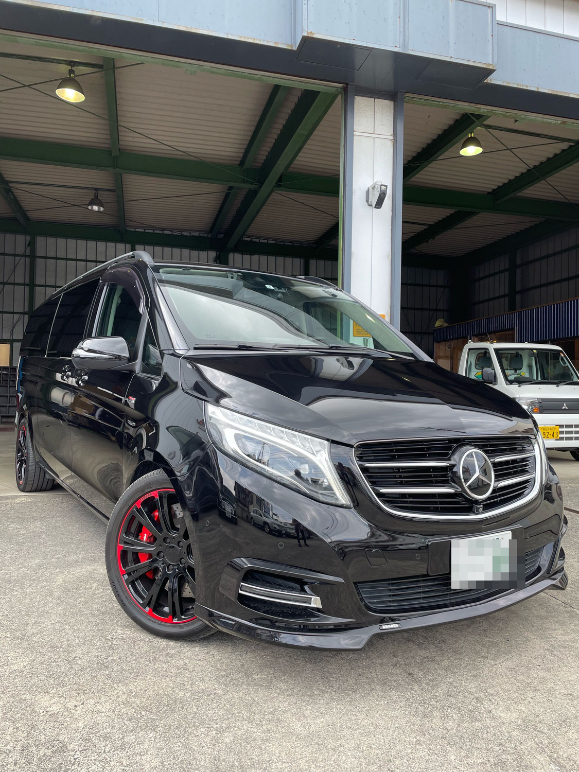 BRABUS Vクラス　D4　（W447）デジタルインナーミラー取付