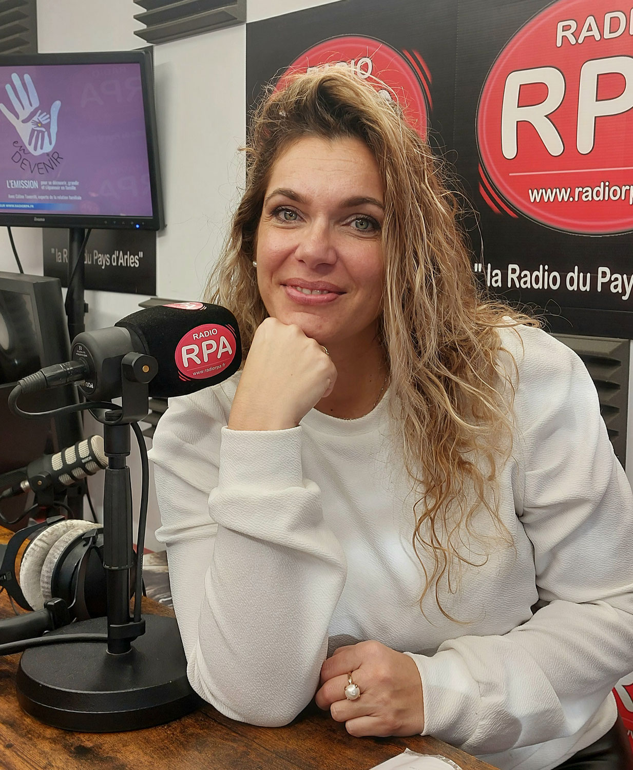 EN DEVENIR - Céline Taverriti sur Radio RPA - Les-différentes-cultures au sein d'une famille