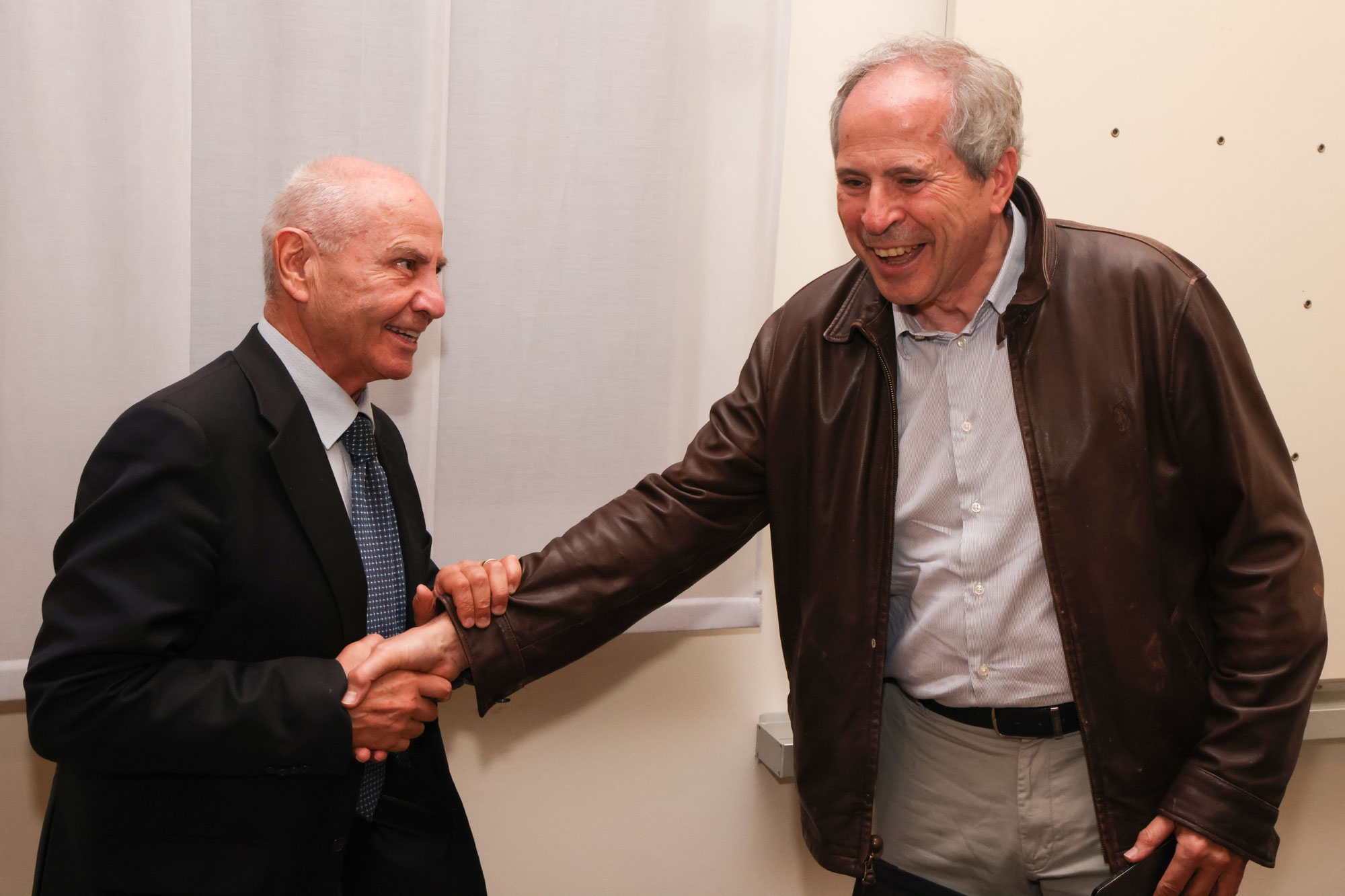 Palmiro Franco Tosini candidato Sindaco incontra on. Crisanti in sala Celio