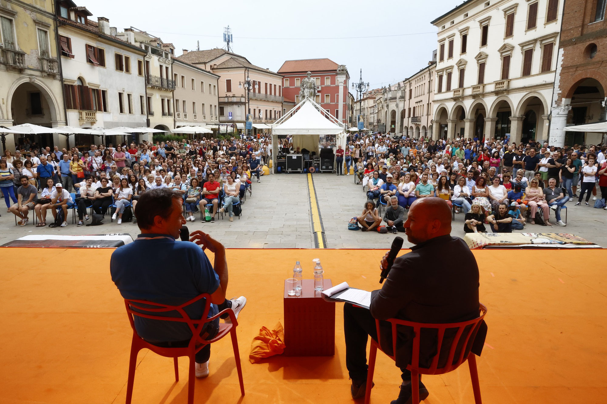 Rovigoracconta, il festival arancione torna nelle piazze della città