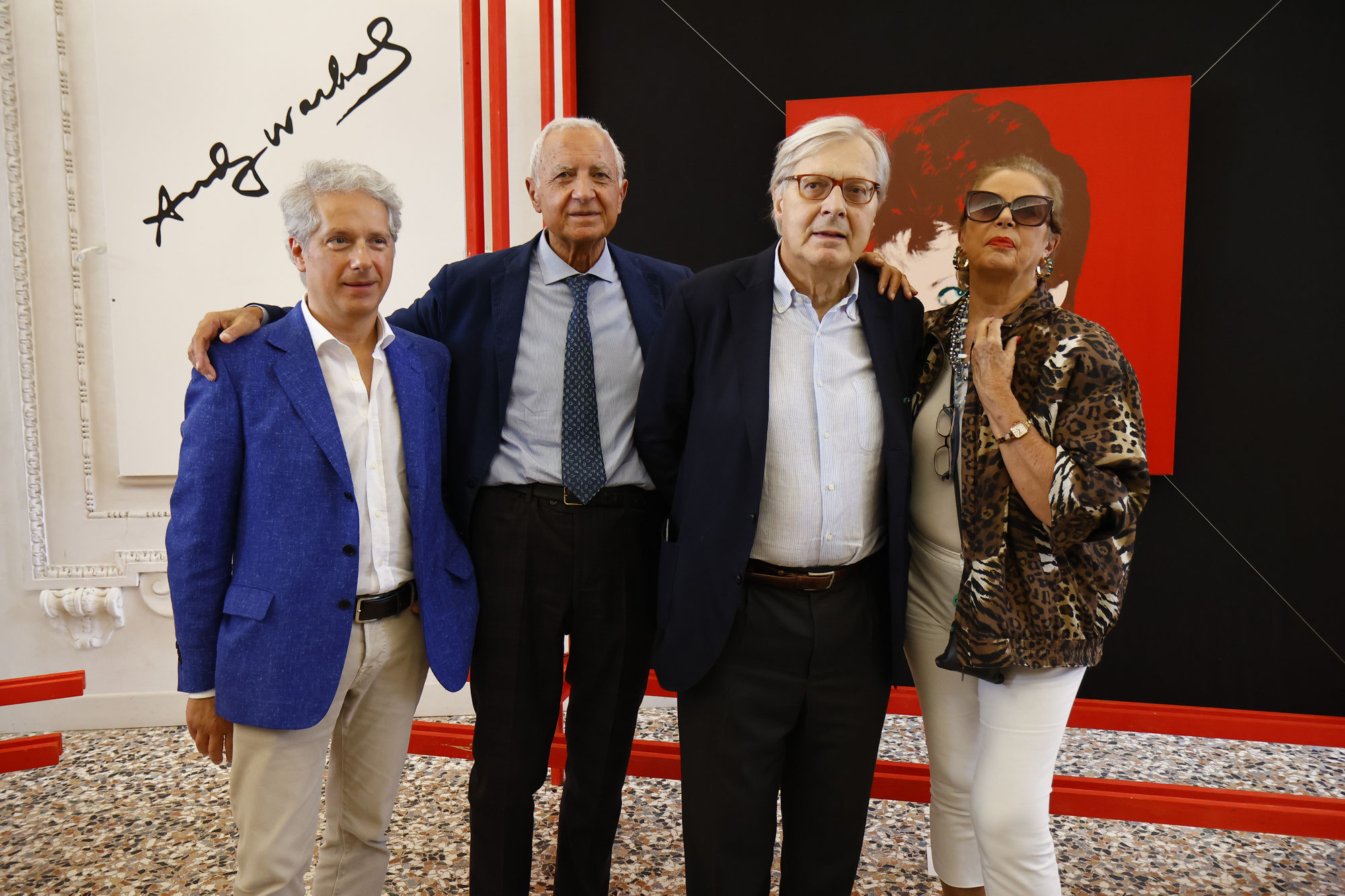 Sgarbi a Polesella per la mostra di ANDY WARHOL E REGINA SCHRECKER