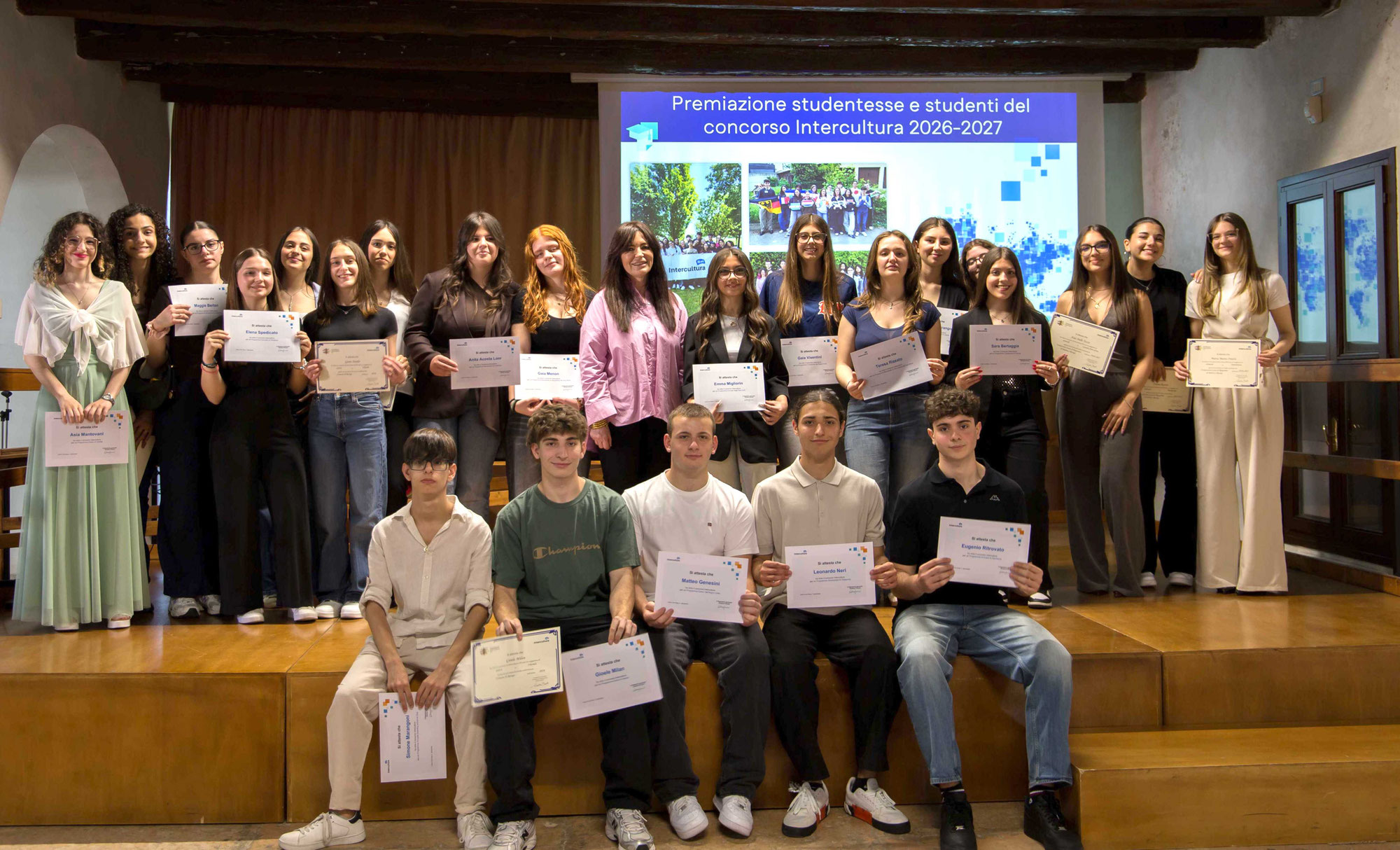 Premiati 25 giovani locali vincitori di un programma scolastico all’estero con Intercultura