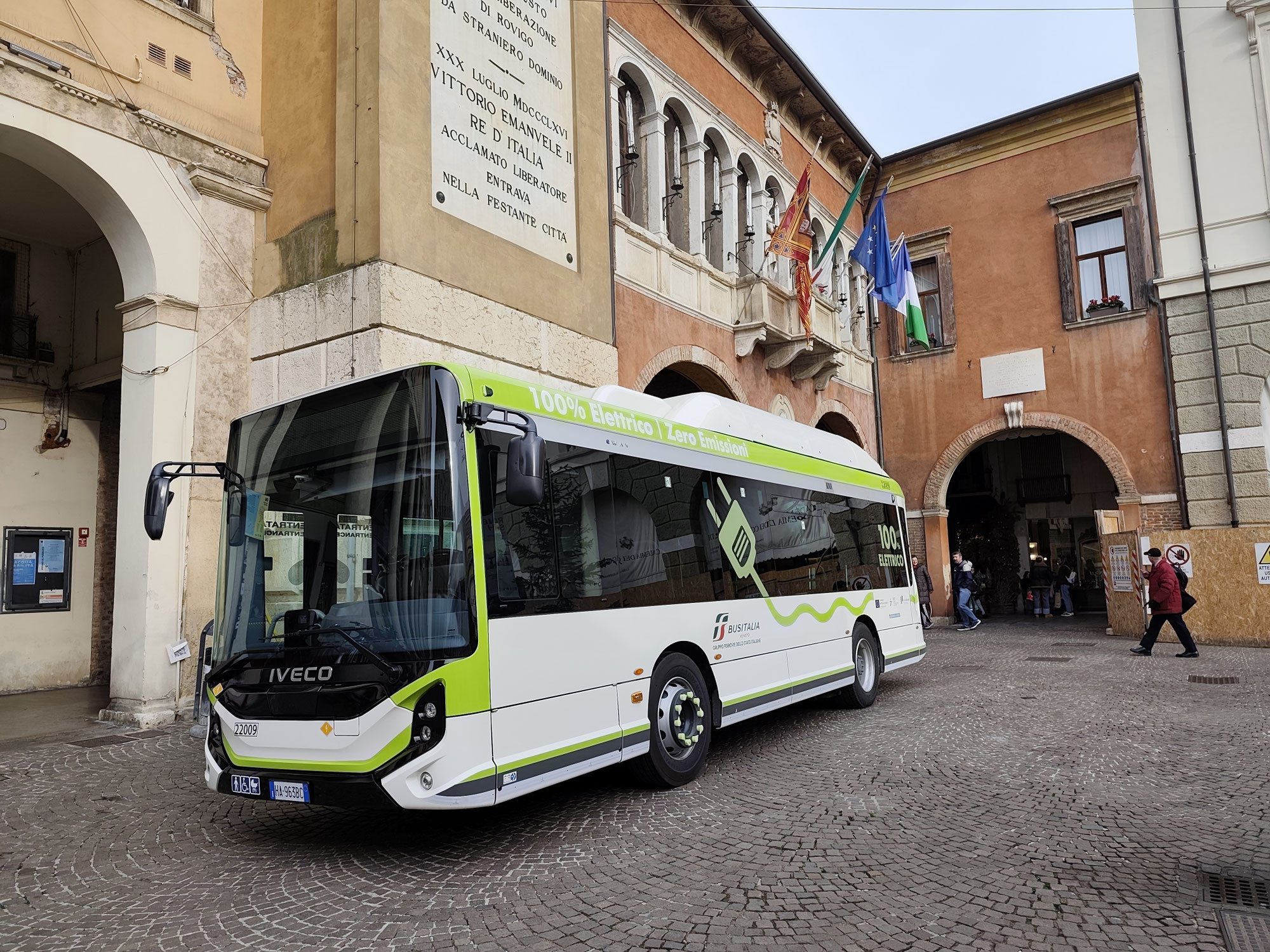 BUSITALIA VENETO INVESTE NELLA MOBILITÀ ELETTRICA: 19 NUOVI AUTOBUS PER ROVIGO