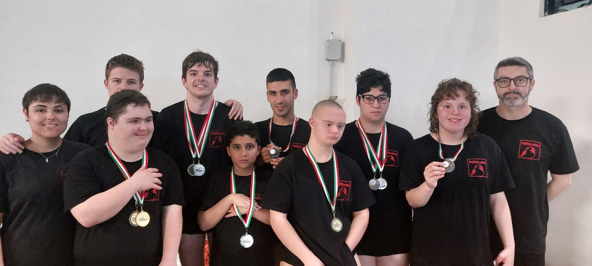 Il Pettirosso conquista 5 ori 3 argenti 2 bronzo ai campionati italiani di nuoto