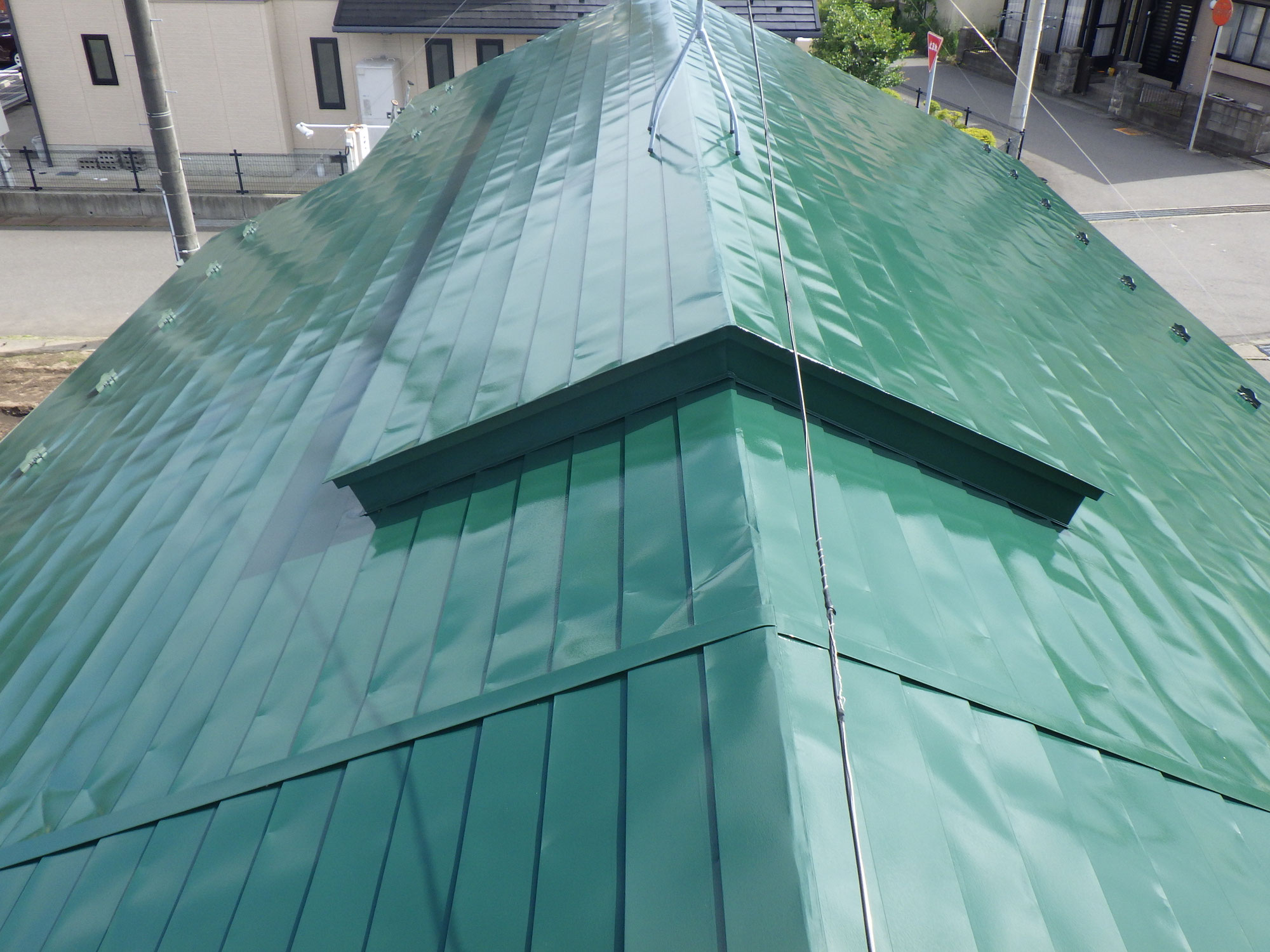 宮古市磯鶏で屋根塗装