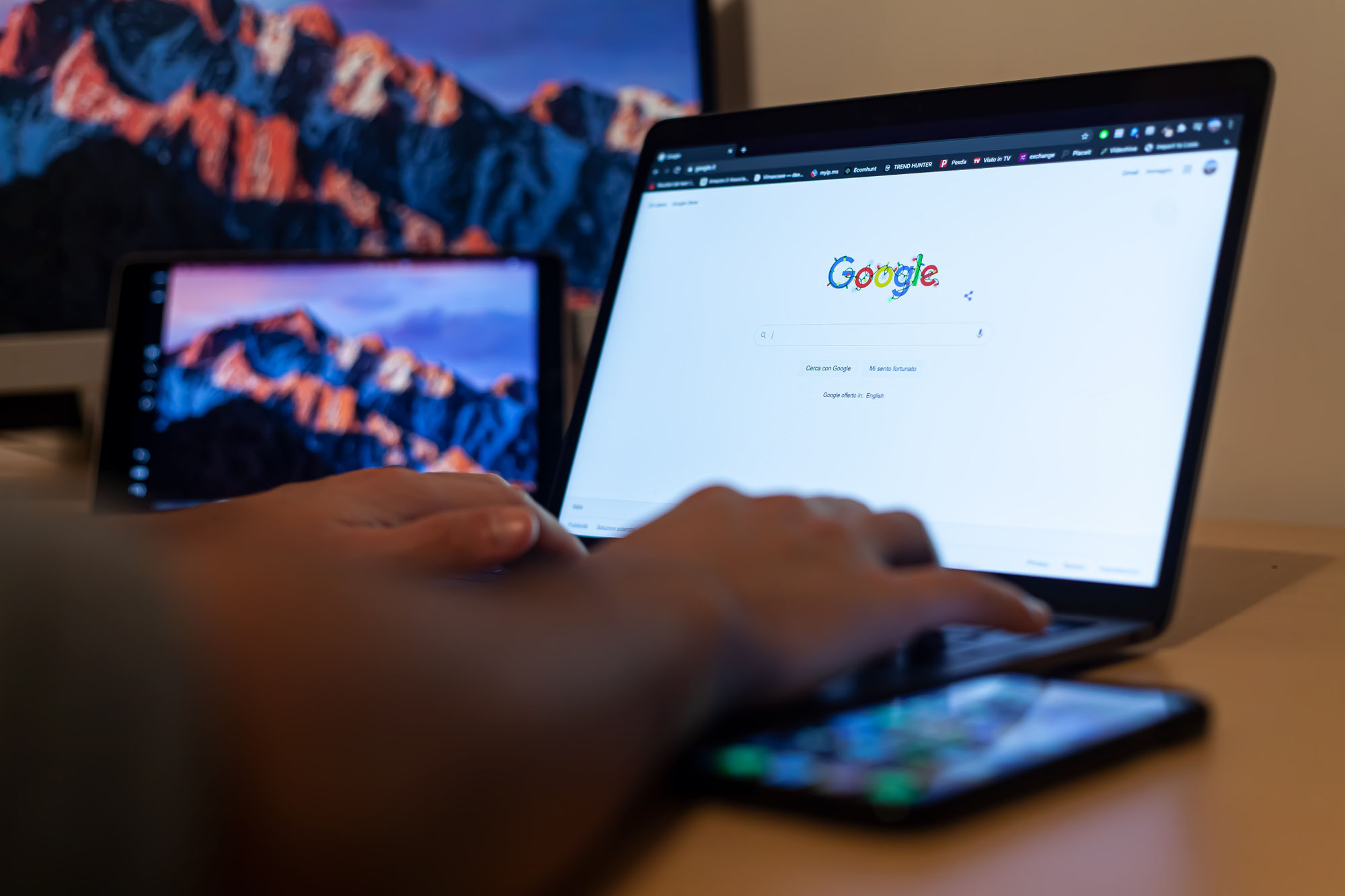 Google - Auskunft durch Verweis auf Online-Zugang?