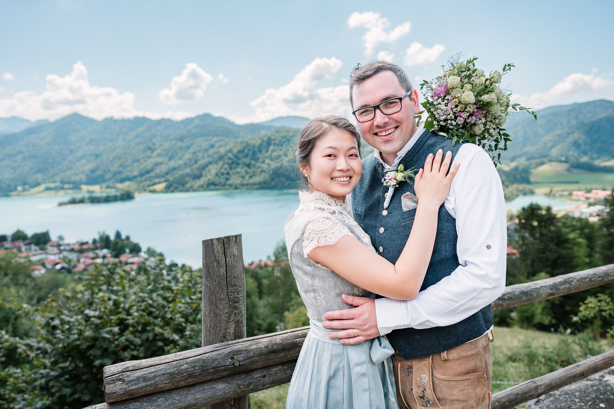 Sooyeon & Sebastian - Hochzeit auf der Stögeralm mit Blick auf den Schliersee