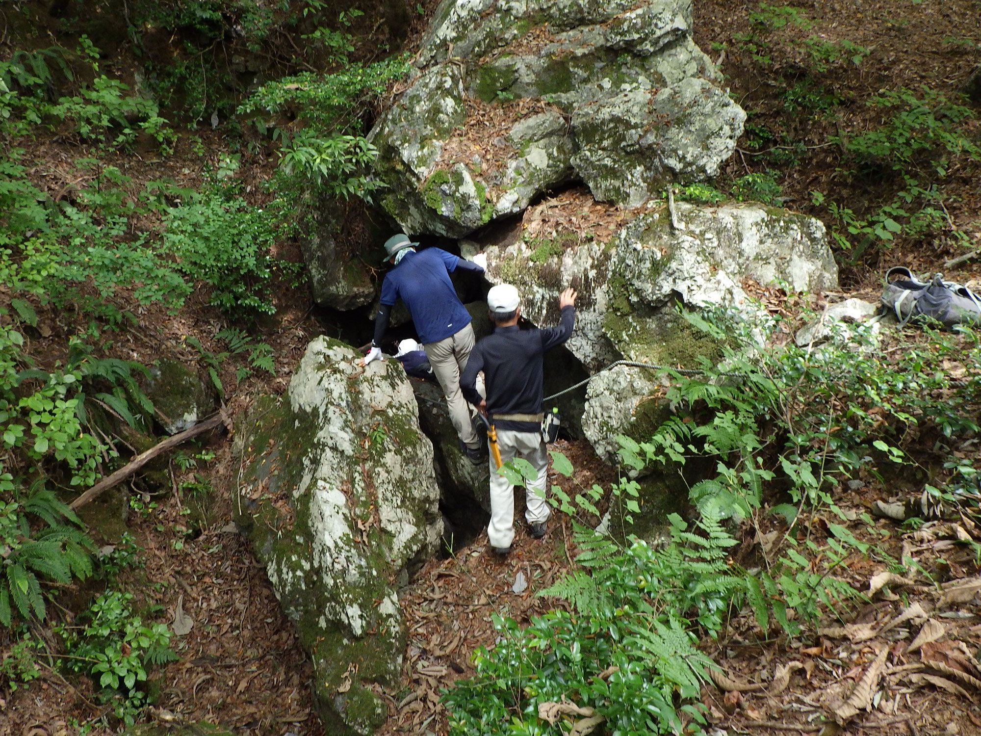 山仕事体験地域交流②おとちの洞窟めぐり・鶏足寺周辺整備