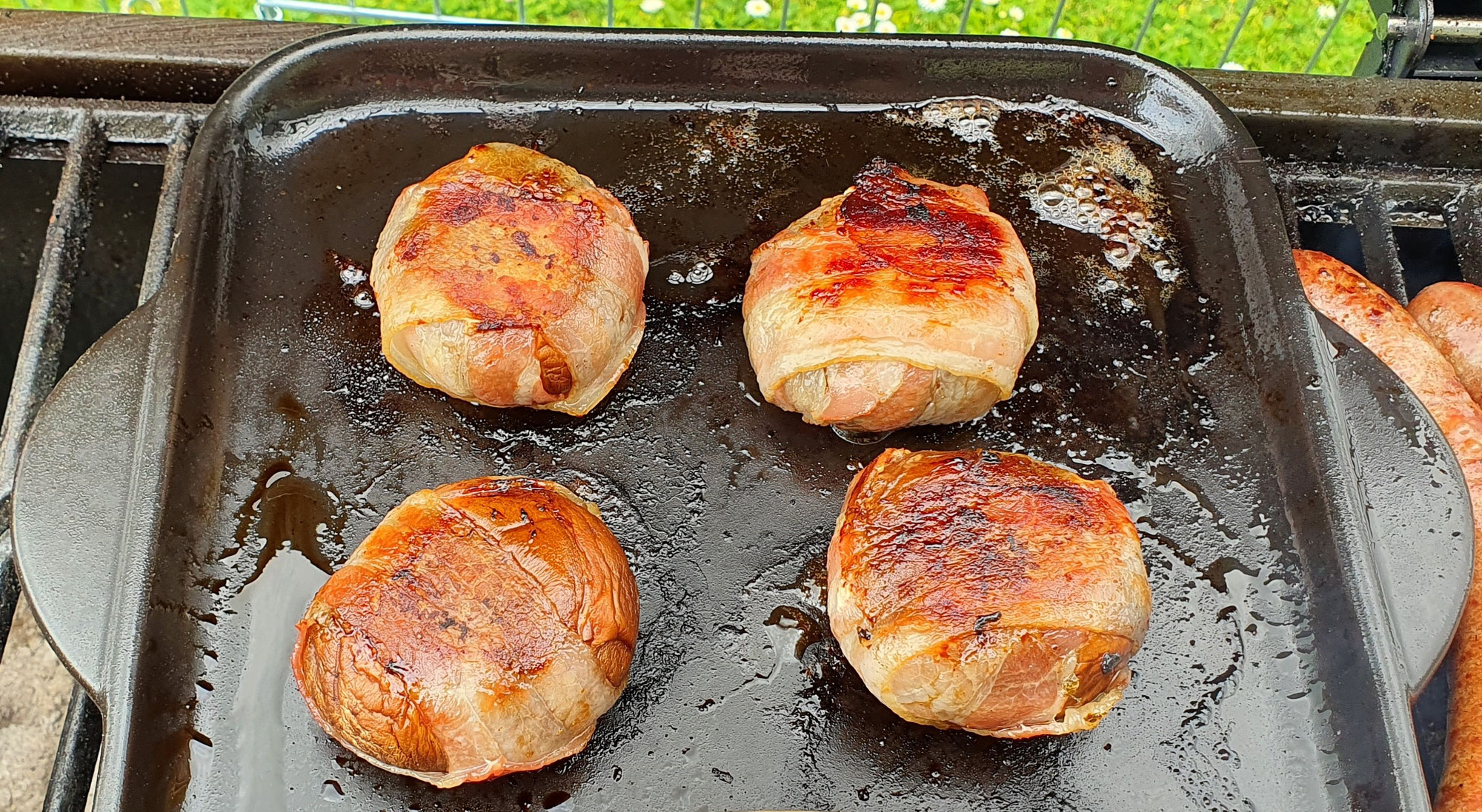 Gefüllte Champignons vom Grill