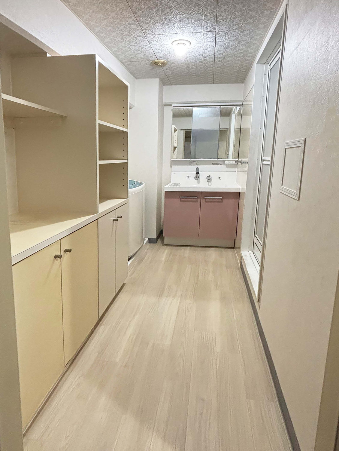 既存を活かしたオーダー家具＆洗面所リフォーム