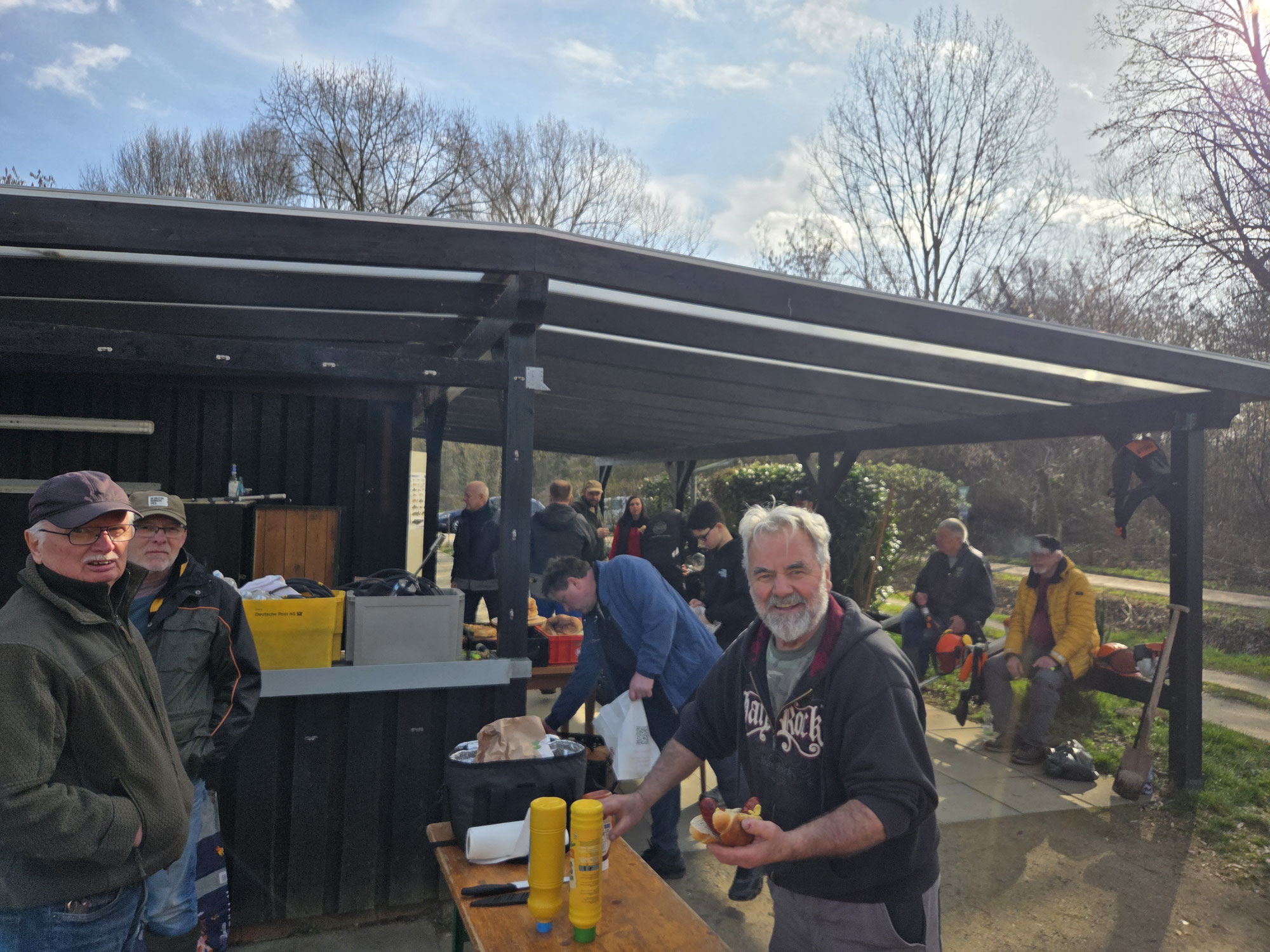 Arbeitseinsatz am Moorsee – gelungener Start in die Saison