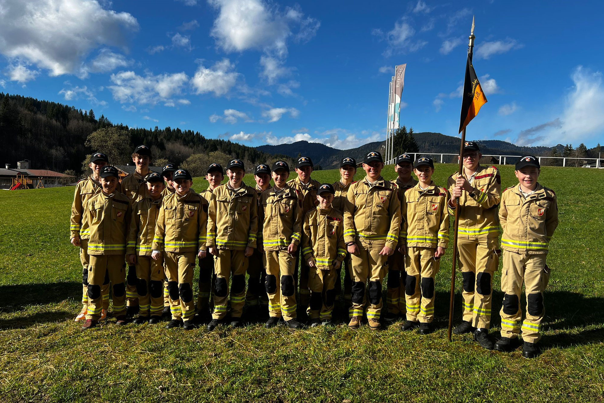 Erfolgreicher Wissenstest der Feuerwehrjugend in Achenkirch