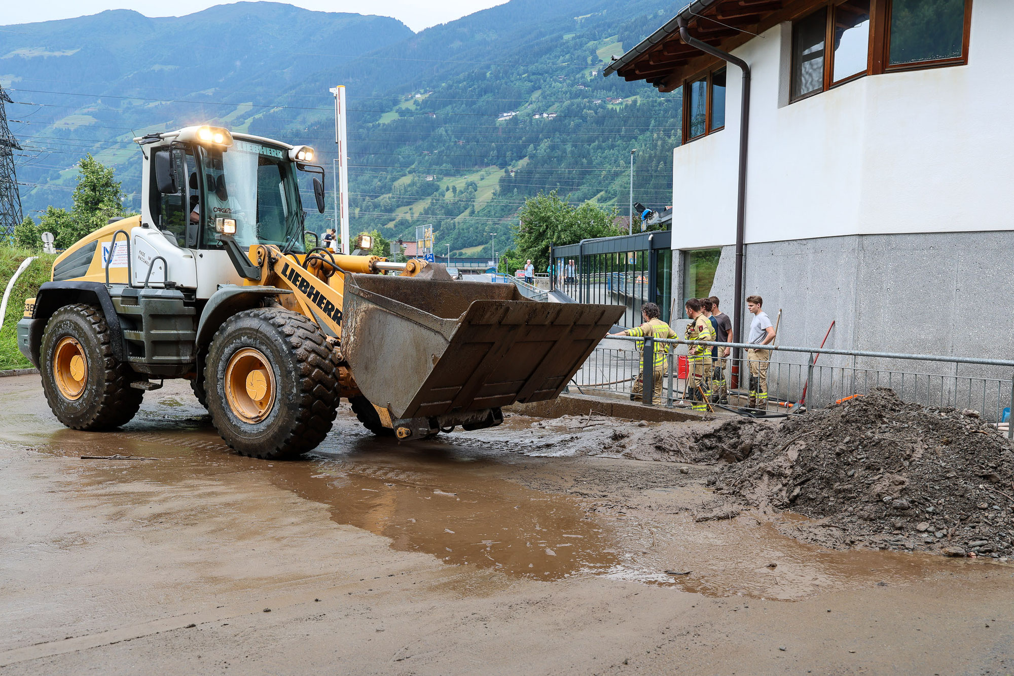 Anspruchsvoller Einsatztag - Unwetterlage in Rohrberg