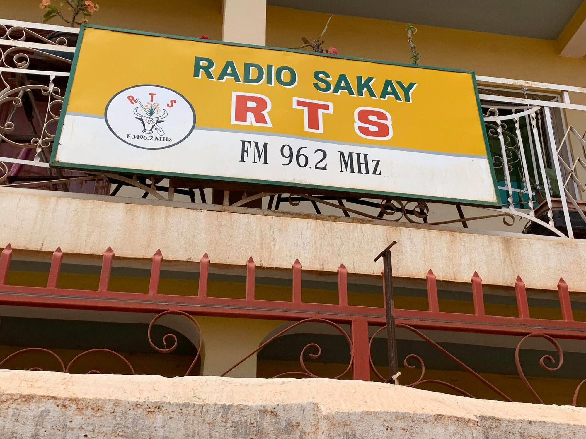 【マダガスカルラジオ】現地スタッフがRADIO SAKAYを訪問