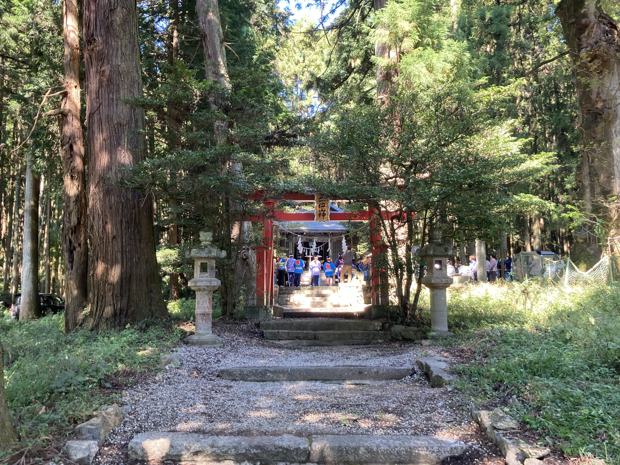 丸嶽山神社のお祭りで「田中正造」の八木節が披露されました！