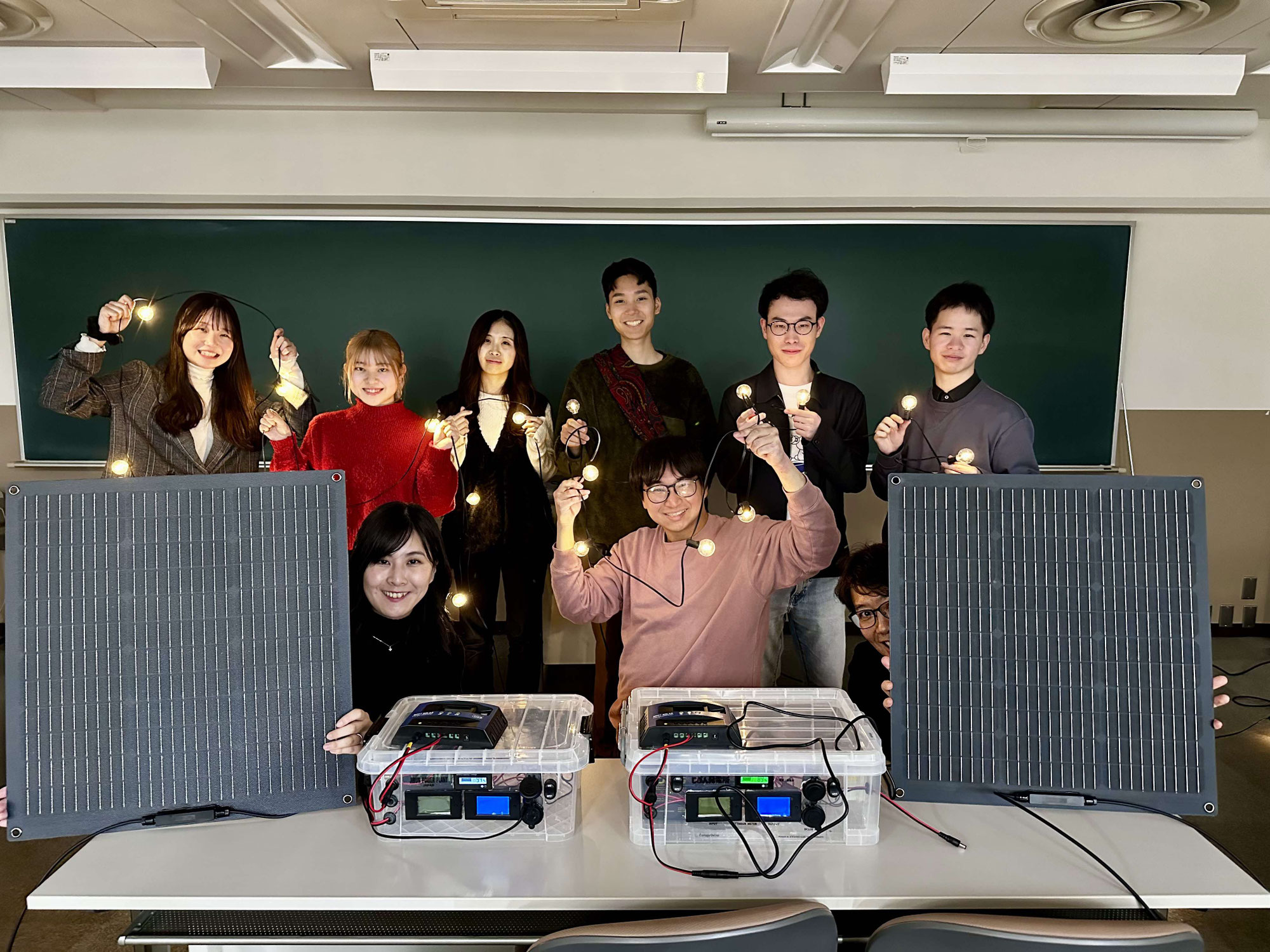 学生団体「KG SDGsキャンパスサポーター」とNPO法人エコロジーオンラインが協働し、可搬型太陽光発電装置「じぶん発電所」を製作しました