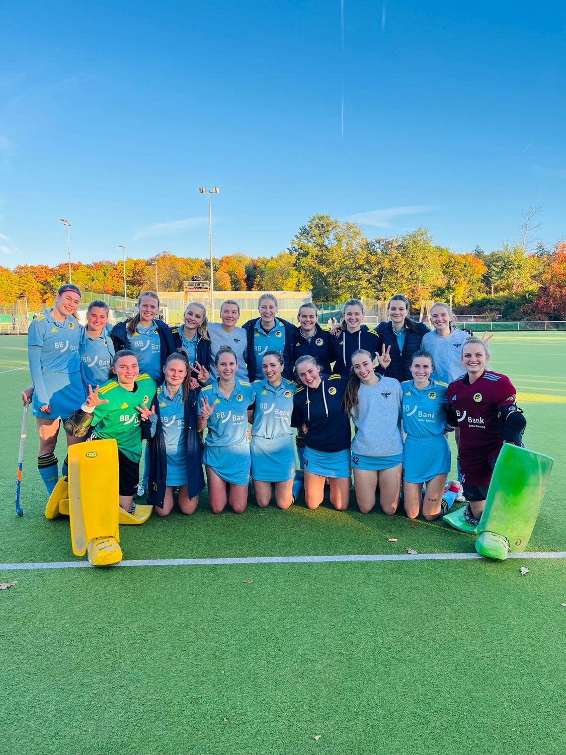 1. Hockeydamen: Drei Punkte aus dem Drei-Punkte-Duell in Franken